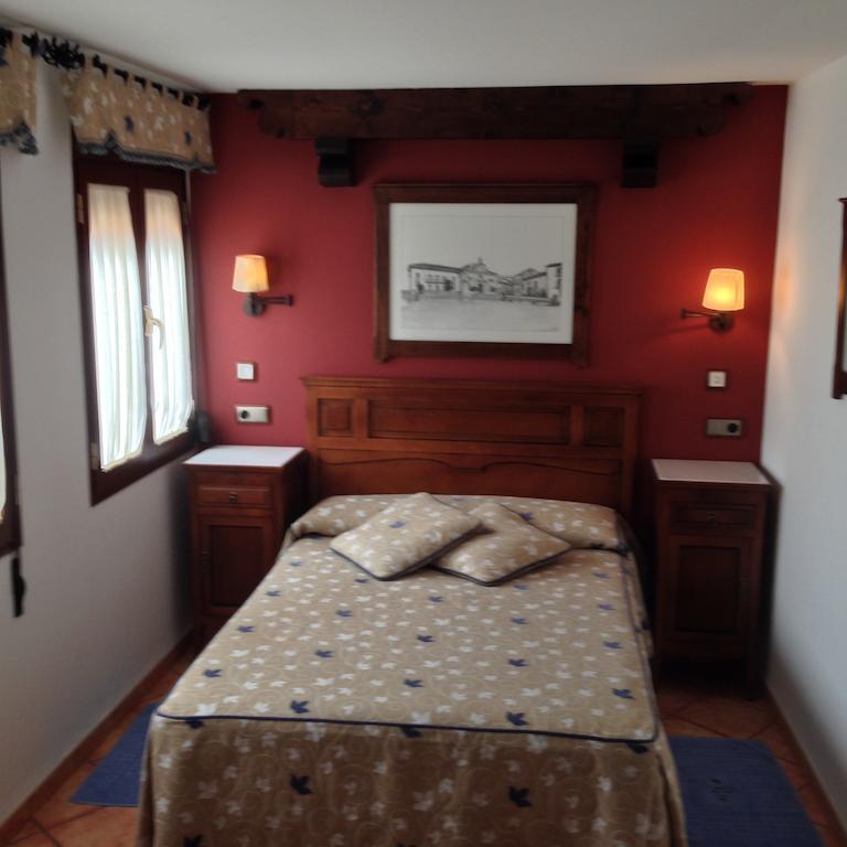 Hospederia Ana Pilar Hotel Porcuna Room photo