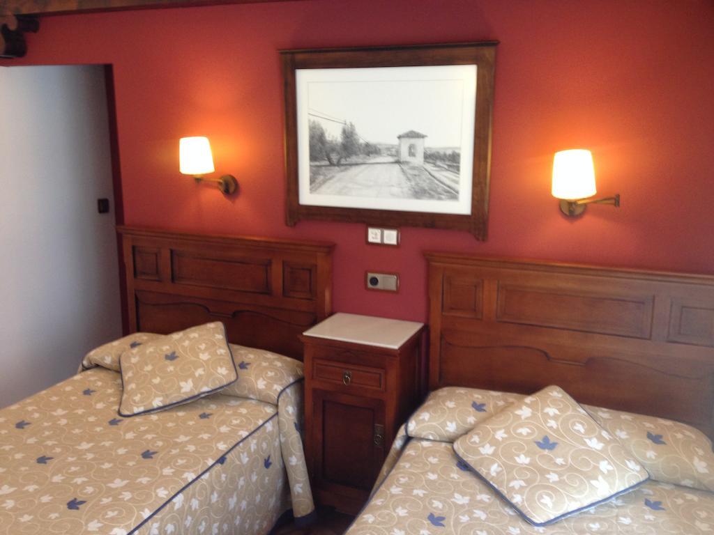Hospederia Ana Pilar Hotel Porcuna Room photo